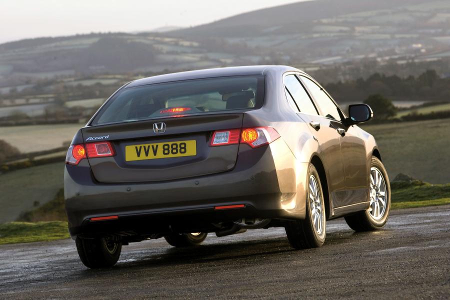 Honda Accord Sedan 2008 года  (фото 12 из 30)